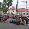 Mahasiswa Papua Demo di PN Makassar, Tuntut Bebaskan 4 Aktivis Terdakwa Kasus Makar