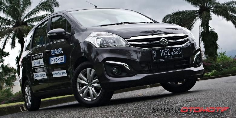 Media tesr drive Suzuki Ertiga Diesel Hybrid di Rancamaya, Bogor.