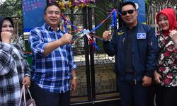 Hadiahkan Bus Wisata, Kang Emil Harap Wisata di Tasikmalaya Bangkit