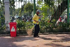 Mereka yang Tidak Libur Idul Fitri demi Memelihara Jakarta...