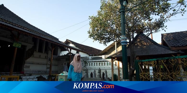 Cerita Cinta Di Balik Keramik Keramik Makam Sunan Gunung Jati Halaman All Kompas Com