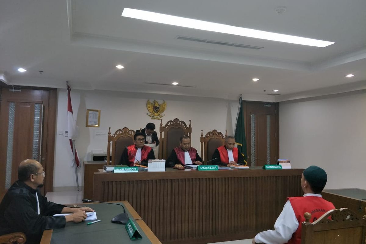 Sidang tuntutan terdakwa pengancam pemenggal kepala Presiden Joko Widodo, Hermawan Susanto  digelar di Pengadilan Negeri Jakarta Pusat pada Senin (17/2/2020).