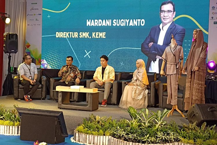 Direktur SMK Kemendikbud Ristek, Wardani Sugiyanto dalam Talkshow Kemendikbud Ristek pada peringatan Hari UMKM Nasional 2023 di Pura Mangkunagaran, Surakarta, Jawa Tengah, Sabtu (12/8/2023).