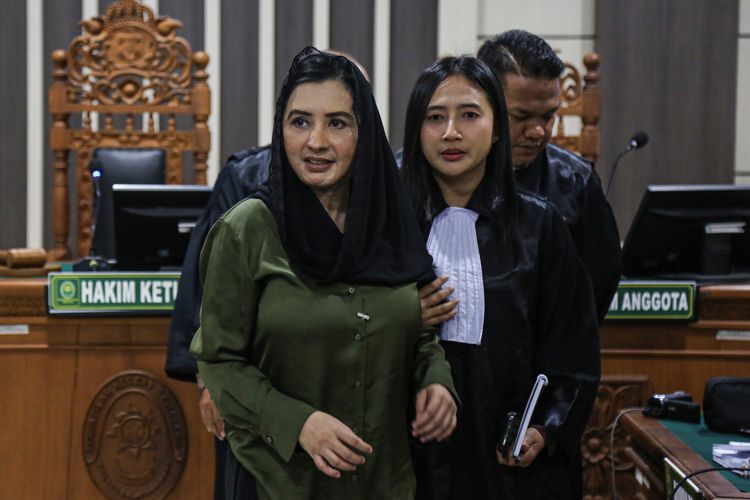 Bupati Pekalongan Fadia Arafiq Bikin Perusahaan, Minta OPD Menangkan Pengadaan
