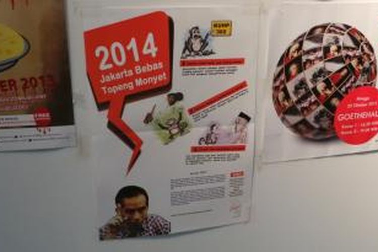 Poster Jakarta Bebas Topeng Monyet Tahun 2014. Rencananya Pemprov DKI akan membeli semua monyet yang digunakan untuk aksi topeng monyet.