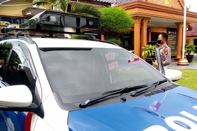 Mobil tilang elektronik INCAR milik Polres Blitar Kota diluncurkan, Kamis (19/5/2022)