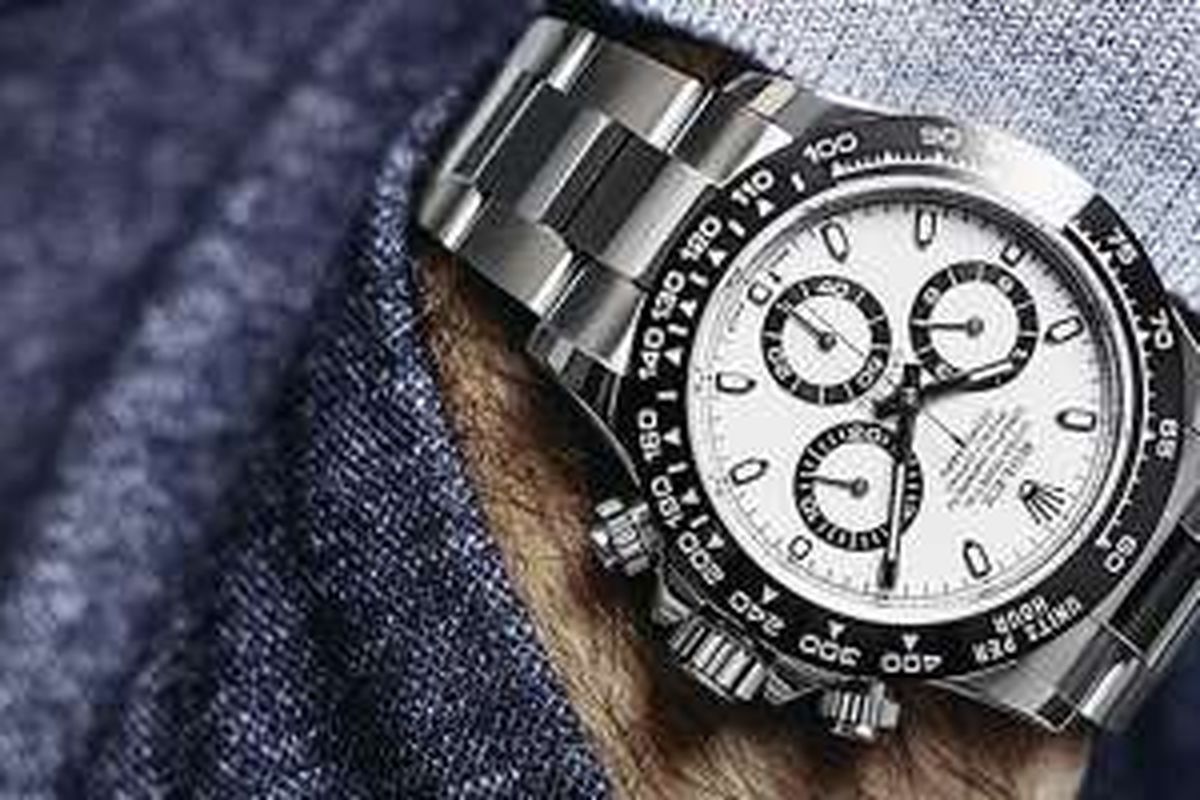 Jam tangan Oyster Perpetual Cosmograph Daytona. 