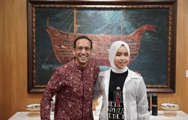Mendikbud Nadiem Kasih Beasiswa untuk Putri Ariani ke Kampus ...