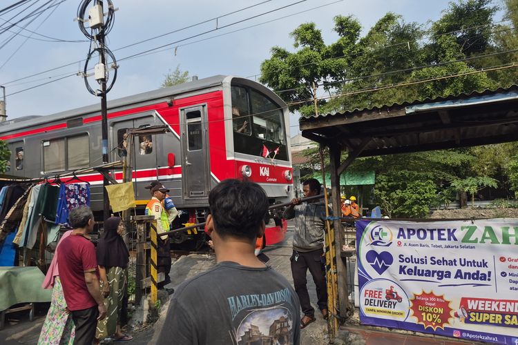 2 Korban Insiden Tertemper KRL di Jakarta Hari Ini, di Tebet Lansia, Kalideres Pelajar
