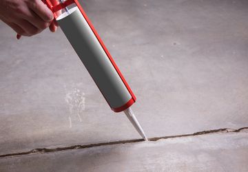 Cara Memperbaiki Lantai Beton yang Retak