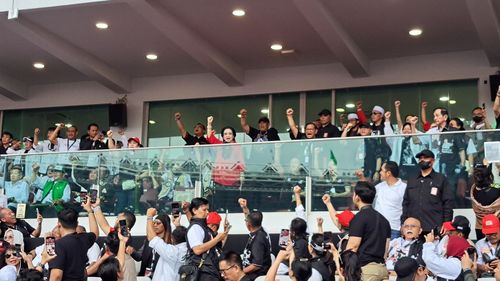 Megawati: Enggak Apa-apa Terima Bansos, tapi Coblosnya Jangan Goyang