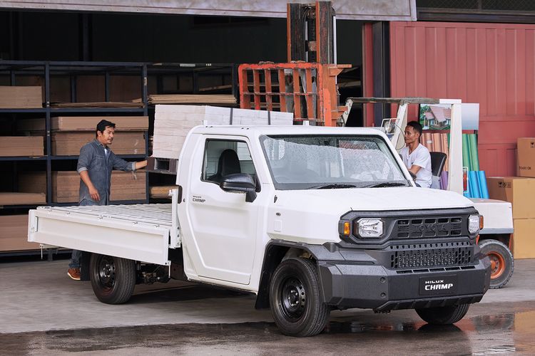 Toyota Hilux Champ resmi meluncur di Thailand