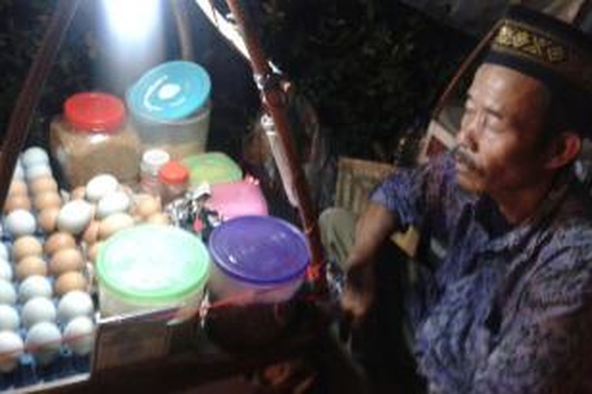 Penjual kerak telor