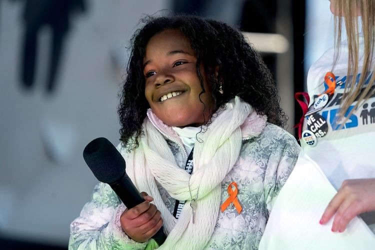 Yolanda Renee King, cucu Martin Luther King Jr, berorasi dalam pawai March for Our Lives untuk mendukung pengendalian senjata di Amerika Serikat, Sabtu (24/3/2018) (AP Photo/Andrew Harnik)