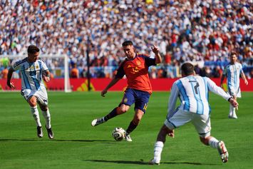 Gaya Bermain Timnas Spanyol: Dari Tiki-Taka Klasik hingga Era Modern