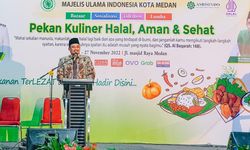 Dorong Pelaku UMKM Kota Medan, Bobby Nasution Gratiskan Pengurusan Sertifikat Halal UMKM Saat Gelaran Pekan KHAS
