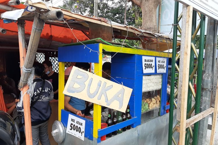 Warung mie ayam milik Gatot Prayitno di Jalan Bugisan Selatan No 48, Kota Yogyakarta.