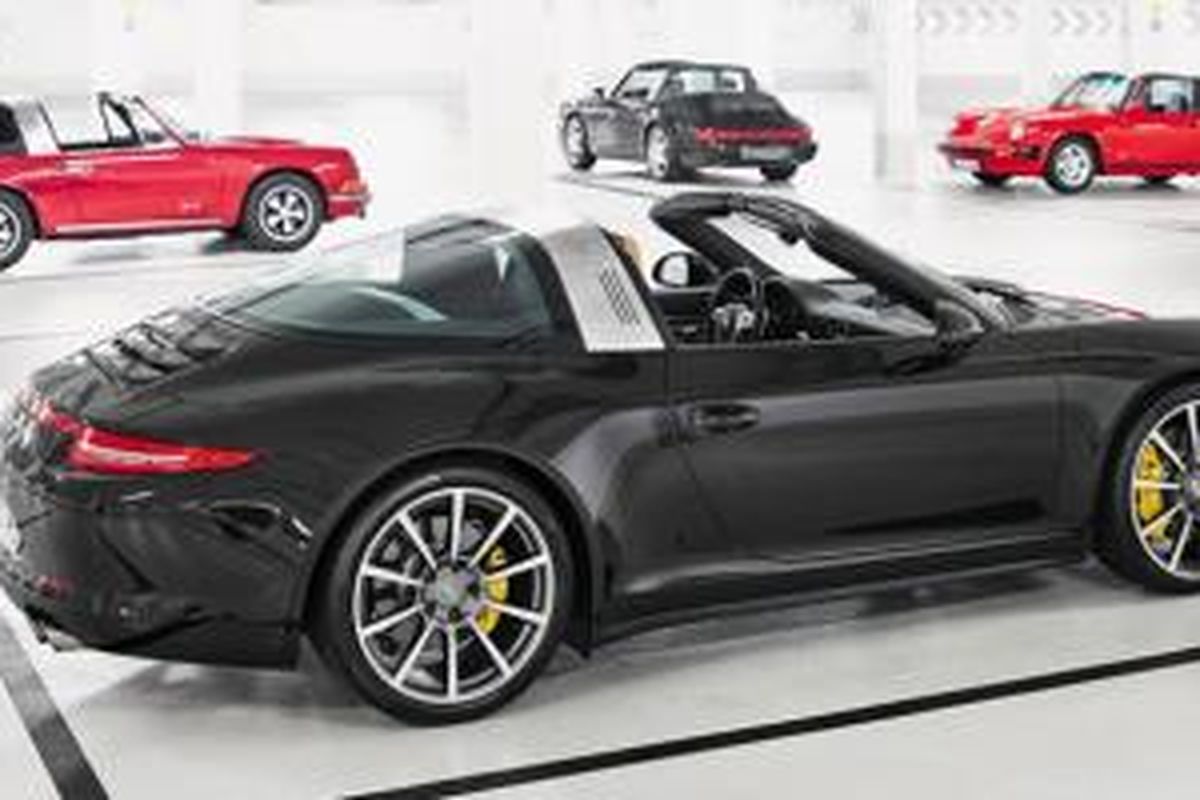 Porsche 911 Targa bersama para pendahulunya.