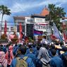 Tolak Revisi UU Pilkada, Massa Mahasiswa Kembali Datangi di DPRD Jatim