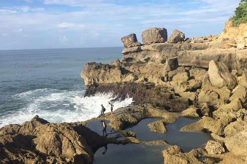 10 Pantai Tulungagung yang Pas buat Santai dan Berburu Foto