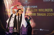 Pilkada Kediri, Feronica-Regina Daftar ke KPU Kayuh Sepeda Tandem