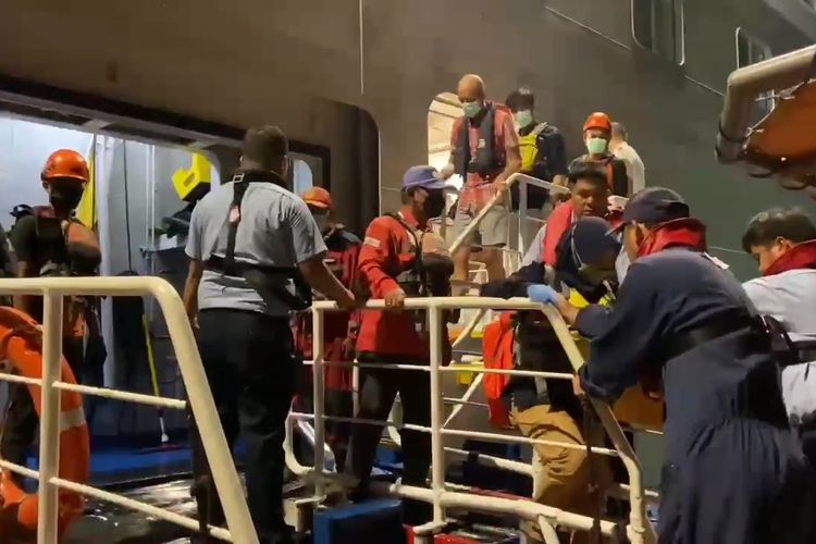 WN AS Dievakuasi dari Kapal Pesiar MV Silver Cloud di Belitung karena Sakit