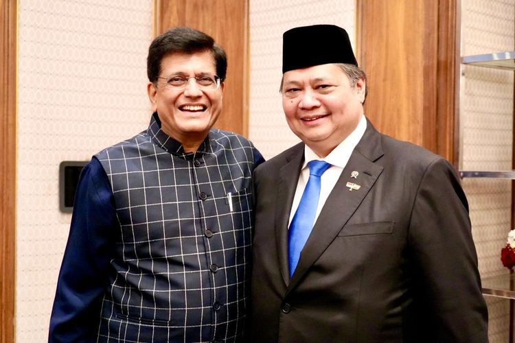 Menko Airlangga melakukan pertemuan bilateral dengan Menteri Perdagangan dan Industri India Shri Piyush Goyal.