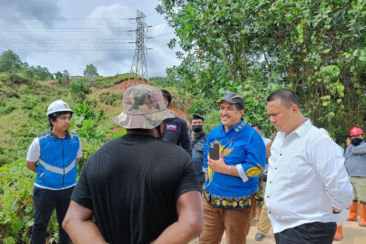 KPK bersama pihak PLN dan Kehutanan tinjau lokasi tower SUTET 