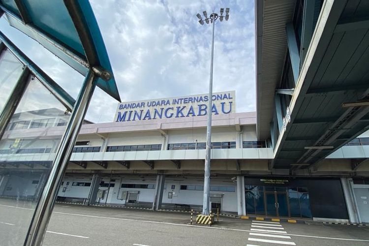 Ilustrasi Bandara Internasional Minangkabau di Sumatera Barat.