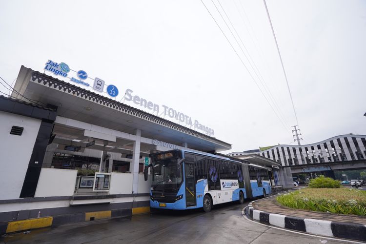 Halte Senen Toyota Rangga
