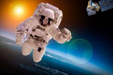Apa yang Terjadi Bila Anda di Luar Angkasa Tanpa Baju Astronot?