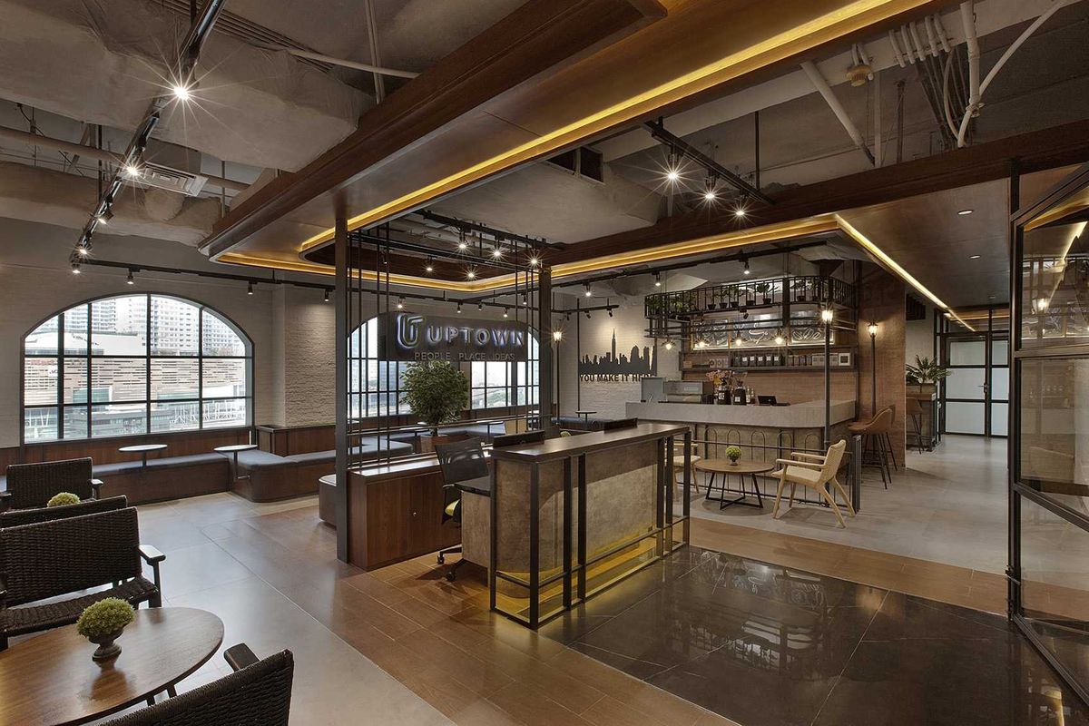 Desain superkeren coworking space Uptown Highstreet