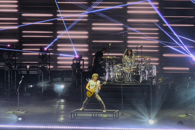 Hasil foto yang diambil menggunakan HP Samsung Galaxy S26 Ultra di konser One Ok Rock Detox Asia Tour 2026, Sabtu (16/5/2026).
