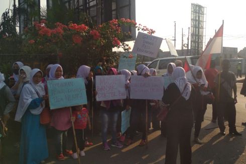 Protes Kebijakan BPJS Kesehatan, Sejumlah Warga Depok Pawai ke Istana