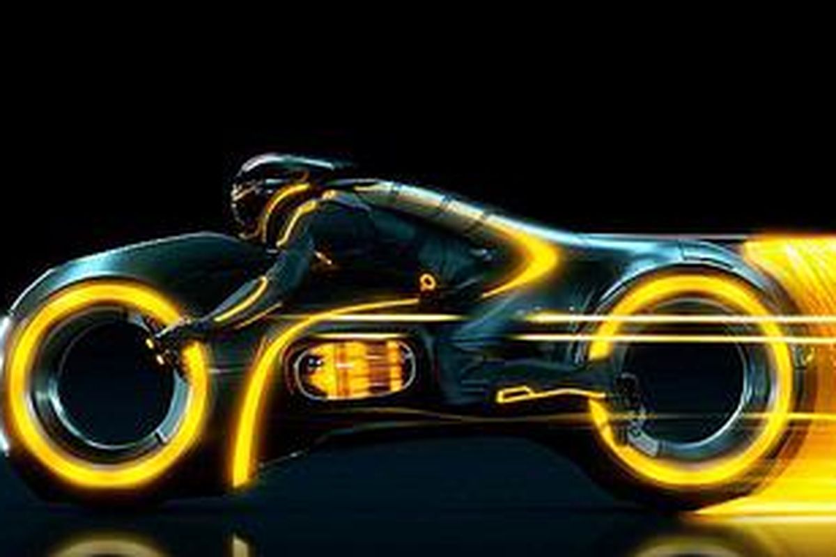Lightcycle bisa dijumpai pada film Tron Legacy