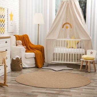 Ilustrasi kamar tidur bayi atau anak.