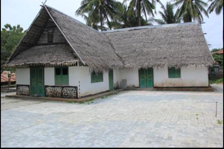 Rumah Raja Wonreli, Kabupaten Maluku Barat Daya, Maluku