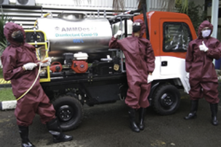 Mobil Desa Ini Berubah Jadi Kendaraan Penyemprot Disinfektan