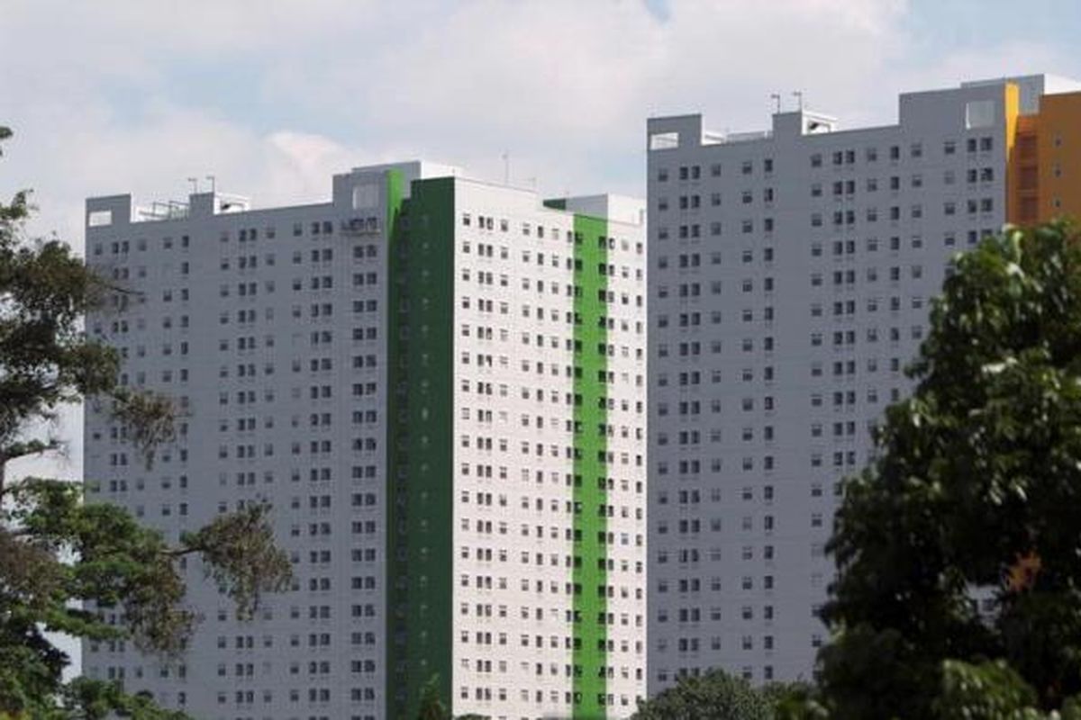 Apartemen Green Pramuka City.
