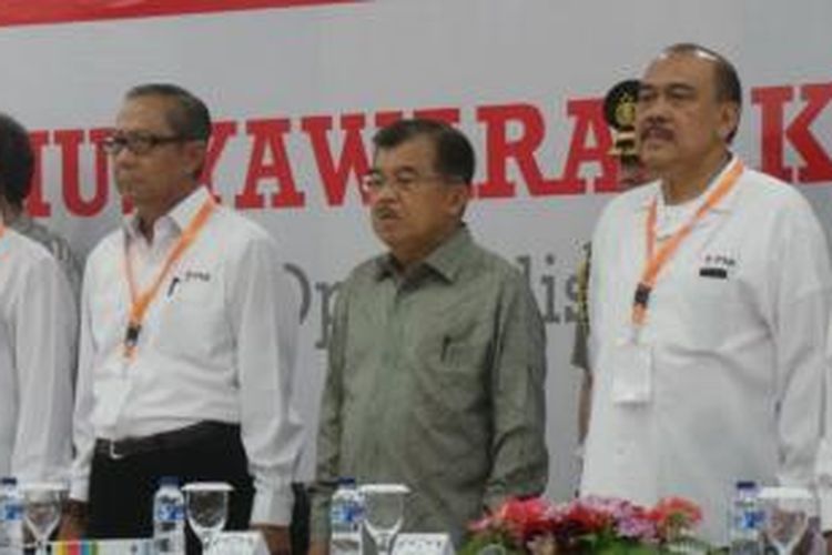 Wakil Presiden yang juga Ketua Umum PMI Jusuf Kalla, saat menghadiri Mukernas PMI di Jakarta, Senin (16/2/2015).