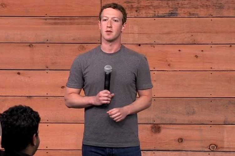 CEO Facebook Mark Zuckerberg dalam sesi tanya jawab di kantor Facebook