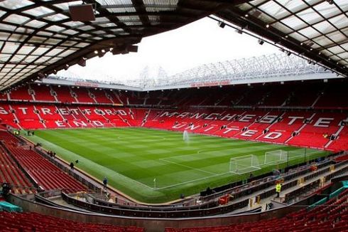 Konfirmasi Manchester United soal Kebakaran di Old Trafford