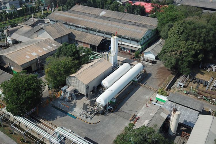 Unit produksi oksigen Air Separation Plant (ASP) PT Petrokimia Gresik yang kembali diaktifkan, guna membantu pemerintah dalam memasok kebutuhan oksigen bagi para pasien Covid-19.