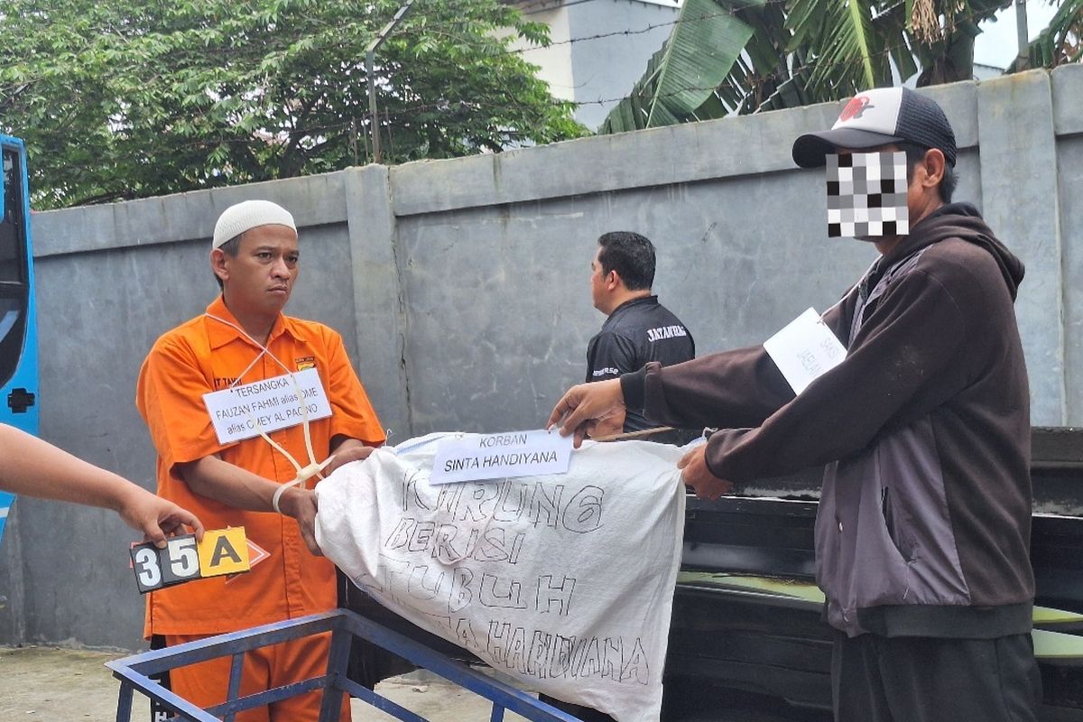 Saksi yang Bantu Buang Jasad Wanita Tanpa Kepala di Muara Baru Dihadirkan Saat Rekonstruksi