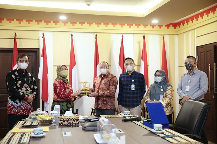 Ketua Dewas BPJAMSOSTEK Muhammad Zuhri melakukan audiensi dengan sejumlah bupati dan wali kota di Provinsi Lampung, Jumat (22/3/2022). 

