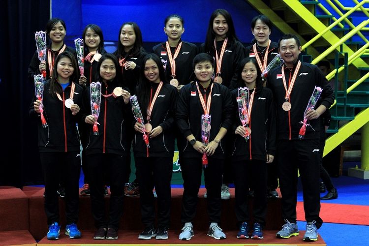 Tim Puteri Indonesia ke Badminton Asia Team Championship 2018 yang berhasil keluar sebagai juara III