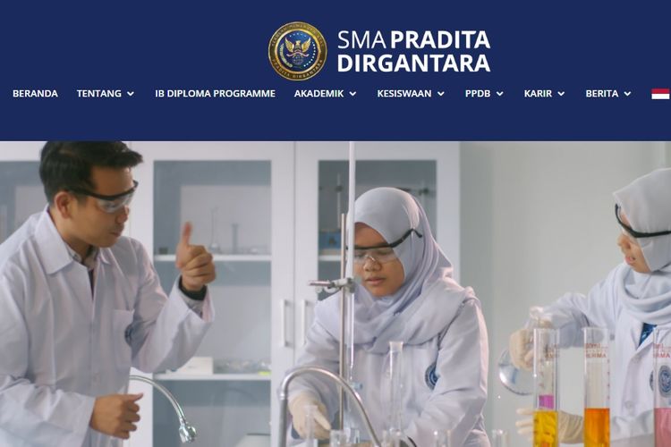 Tampilan layar website SMA Pradita Dirgantara.