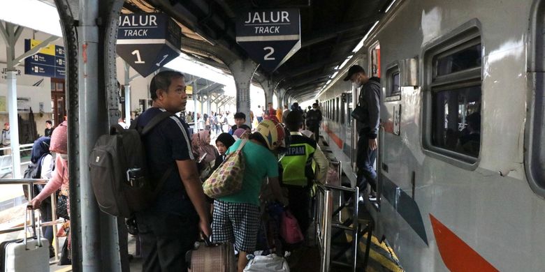 Berita Terkini Harian Kai Tambah Rangkaian Kereta Untuk Libur Waisak