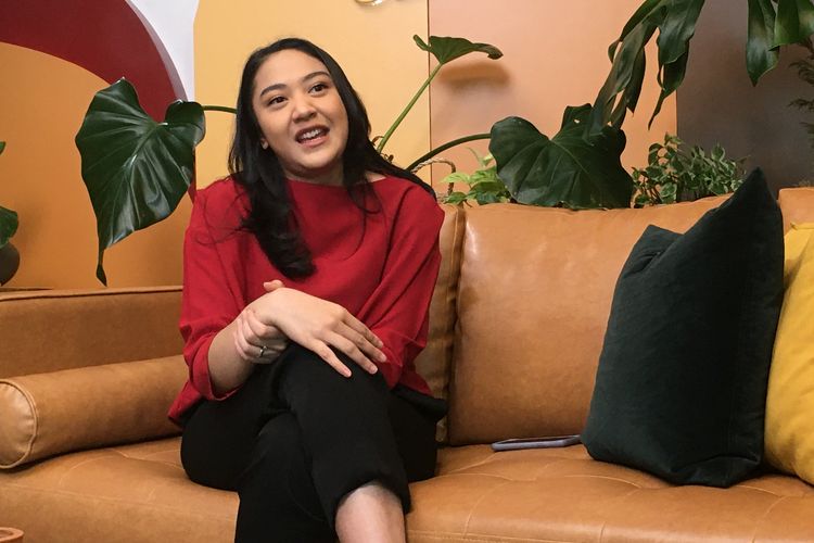 Putri Indahsari Tanjung atau Putri Tanjung, Staf Khusus Presiden Joko Widodo, seusai wawancara dengan Kompas.com pada Kamis (18/3/2021).