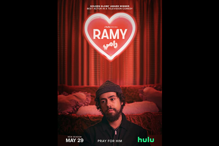Ramy Youssef dalam serial drama komedi Ramy (2019).